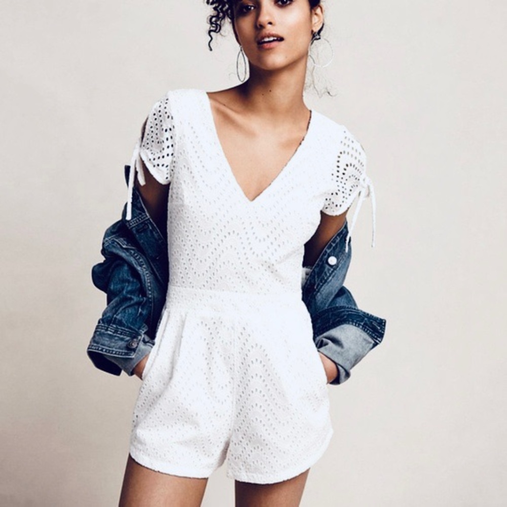 White Express romper size 0
